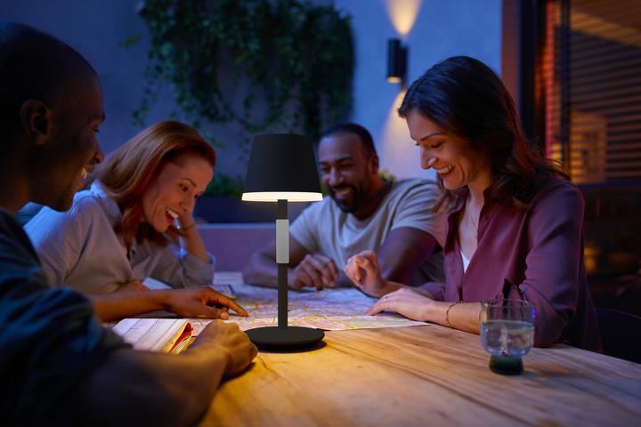 Produktbild Philips Hue Go (370 lm)