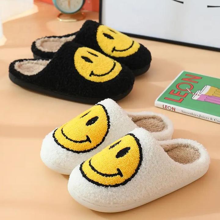 Produktbild PhoneLook Kuschelig warme Winterpantoffeln Smiley Grösse 37-38 /gelb (37)