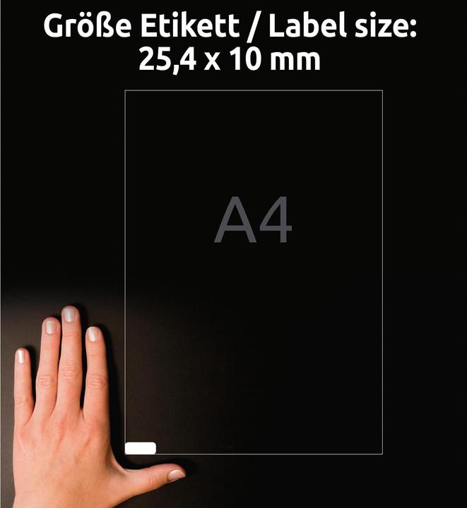 Actual product image Avery Universal labels