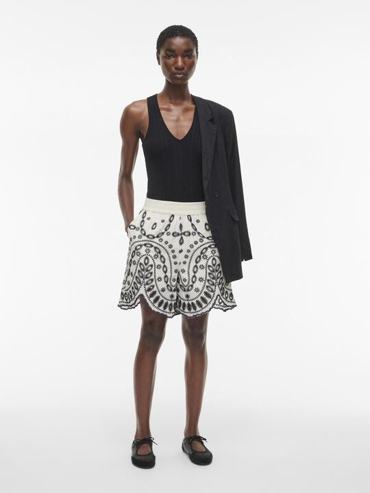 Produktbild Rouge Edit Stickerei Shorts (36)