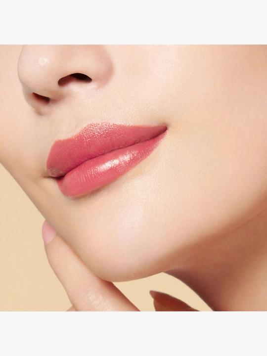 Actual product image Clé de Peau Beauté The Precious Lipstick Delighted Pink Sapphire (Charming Pink Sapphire)