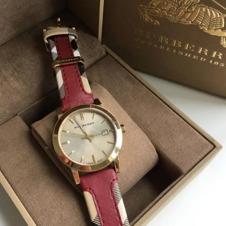 Actual product image Burberry The City (Swiss made, 38 mm)