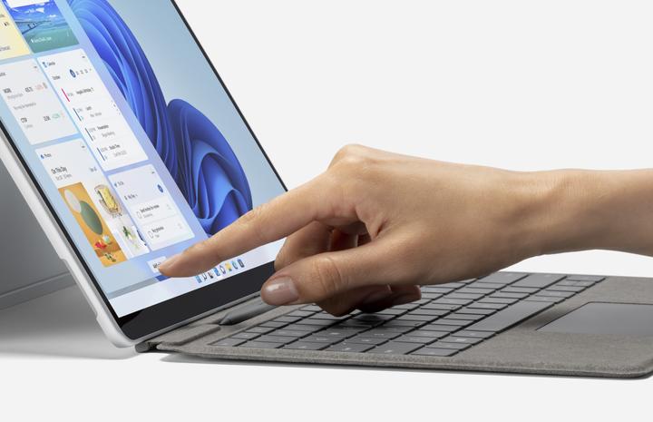 Productafbeelding Microsoft Surface Pro Signature Keyboard (CH)