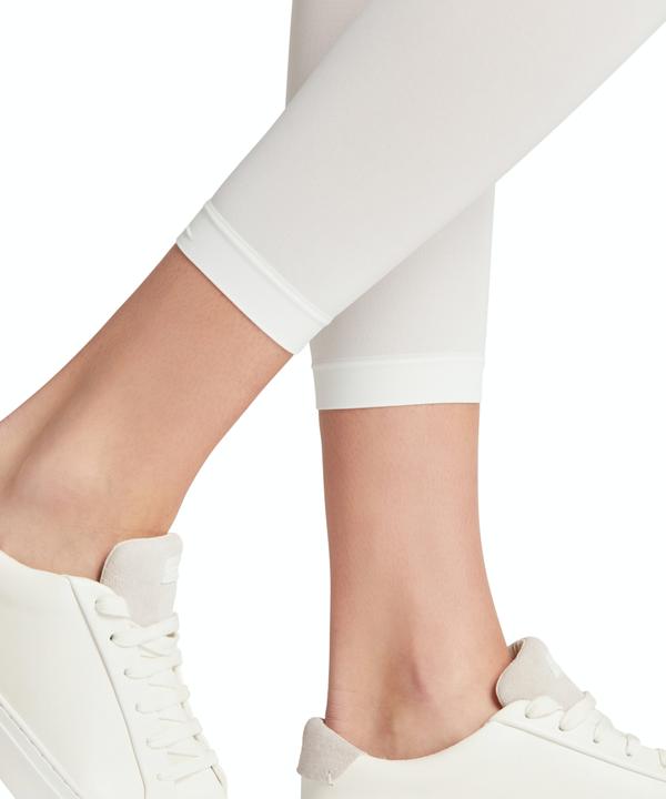Actual product image Falke Pure Matt 50 (50 DEN, 44 - 46)