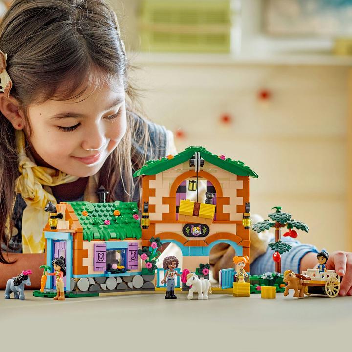Produktbild LEGO Ponyhof & Stall (42654, LEGO Friends)