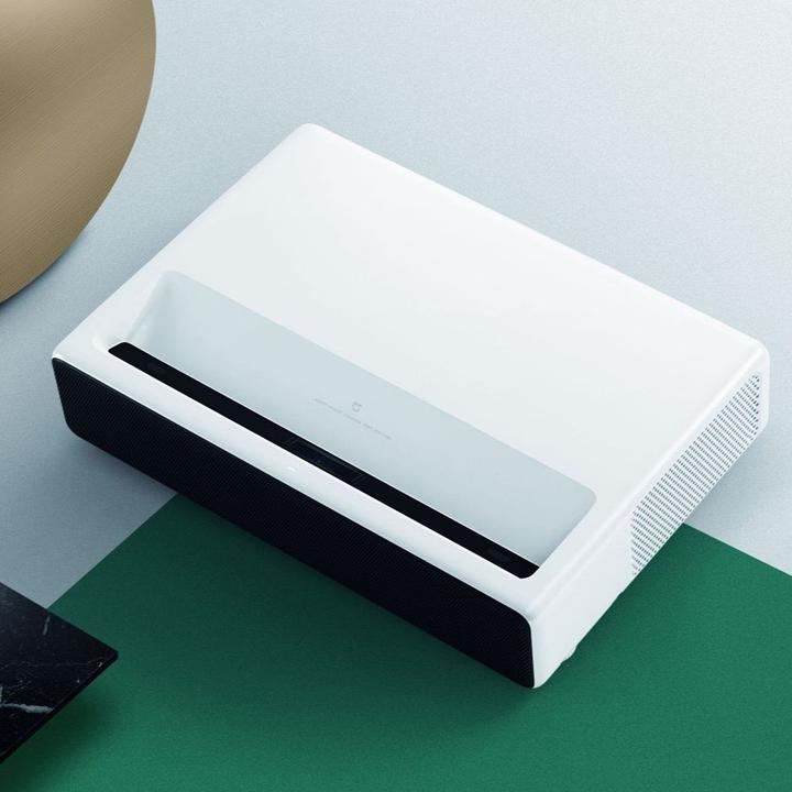 Image du produit Xiaomi Mi Laser Projector 150" (Full HD, 1600 lm, 0.233:1)