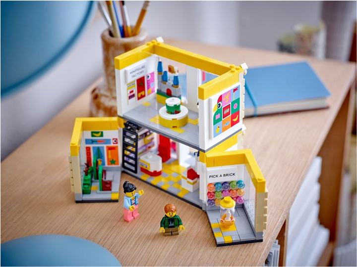 Produktbild LEGO Store (40574, LEGO DC, LEGO Seltene Sets)