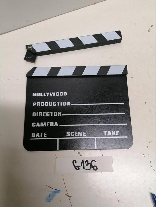 Produktbild Amscan Filmklappe Hollywood 17.8x25.3cm