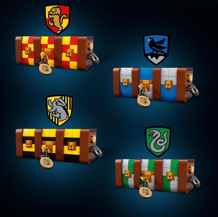 Actual product image LEGO Hogwarts magic suitcase (76399, LEGO Harry Potter)