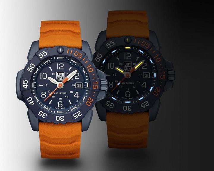 Produktbild Luminox Navy Seal XS.3253.CBNSF.SET (Lünette drehbar links, 44 mm)