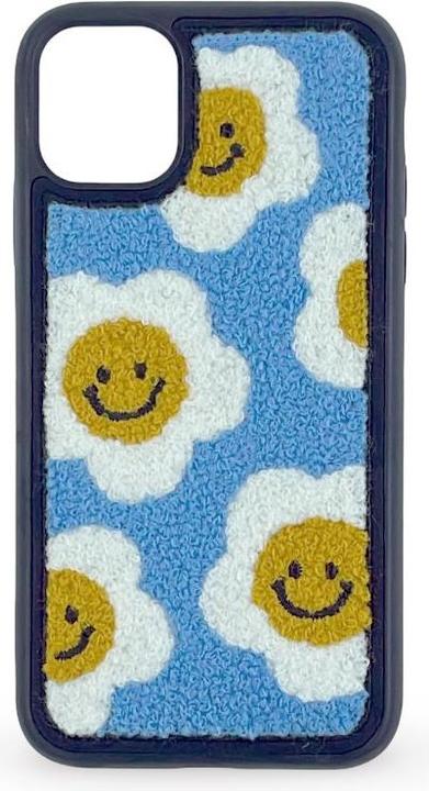 Produktbild RPD iPhone 16 - Flower Smiles Knit Case - Blau mit Stickerei (Apple iPhone 16)