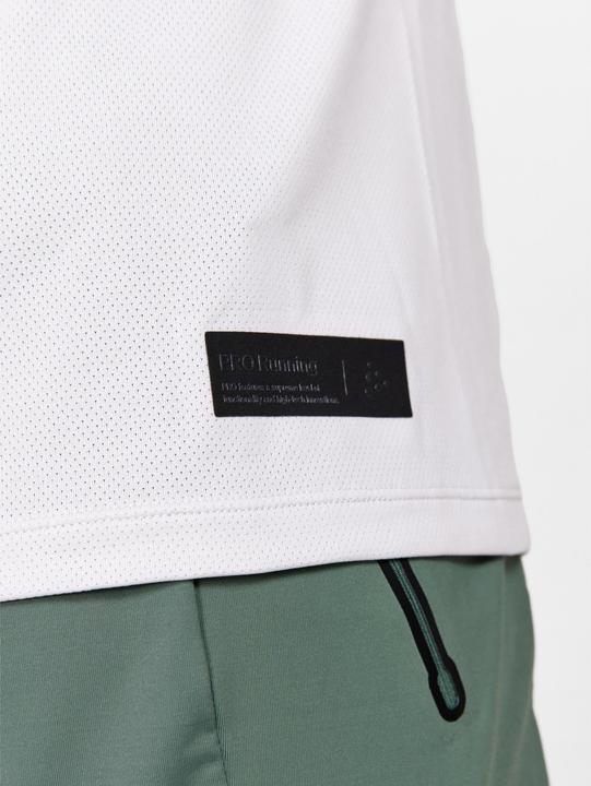 Actual product image Craft PRO Hypervent SS Tee (M)