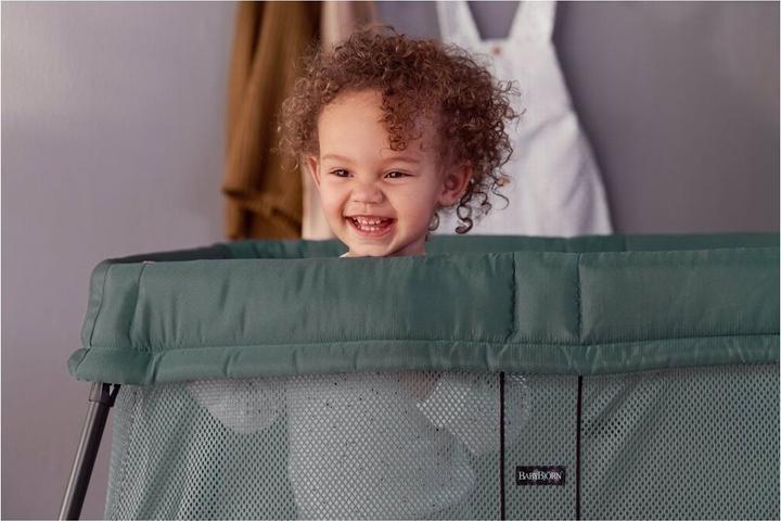 Actual product image BabyBjörn Light Mesh