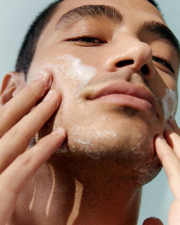 Actual product image NIVEA DUPLIKAT Derma Skin Clear (Gel, 150 ml)