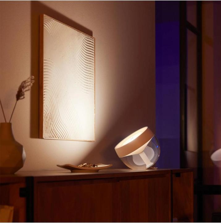 Actual product image Philips Hue Iris BT (570 lm)