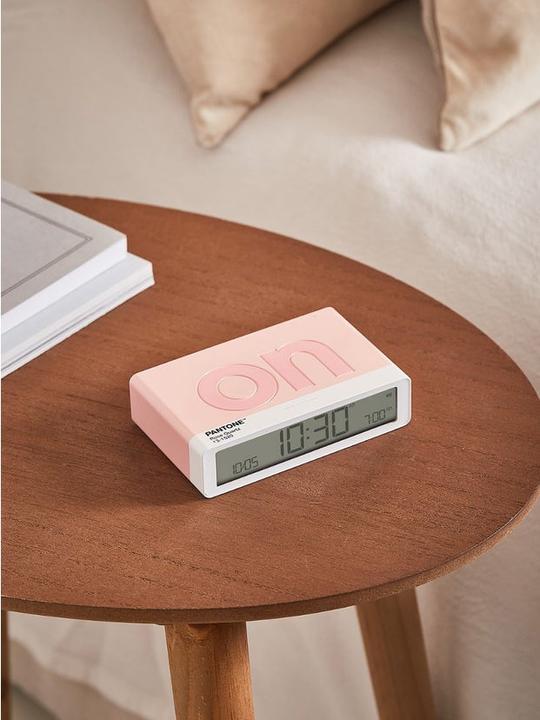 Actual product image Lexon Digitalwecker Flip Classic Pantone Rose Quartz