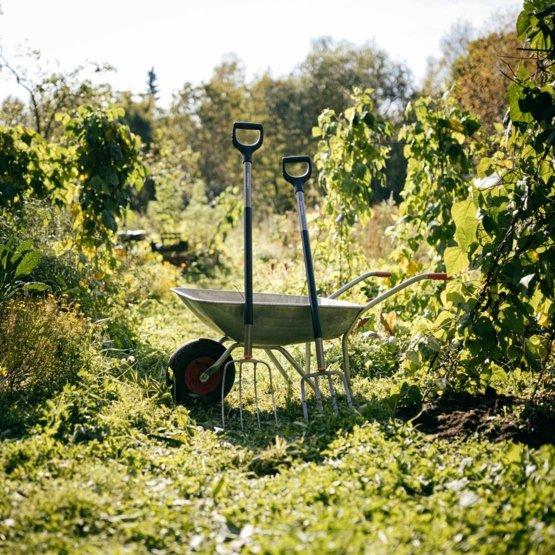 Image du produit Fiskars Fourche de jardinage ergonomique (avec des lignes forfaitaires)