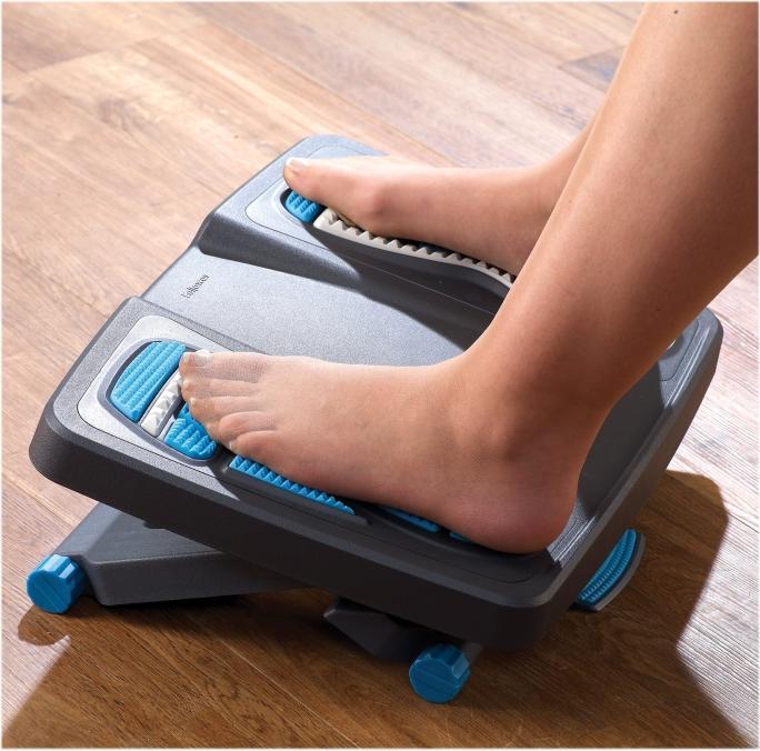 Actual product image Fellowes Footrest (45.5 x 33 cm)