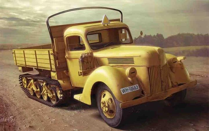 Produktbild ICM V3000S/SS M (SD.Kfz.3b)Maultier,WWII German Semi-Tracked Truck