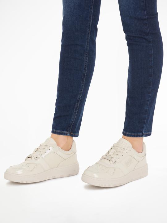 Produktbild Tommy Hilfiger TJW Retro Basket Sneaker Dames - Bleached Stone - Maat 40 (40)