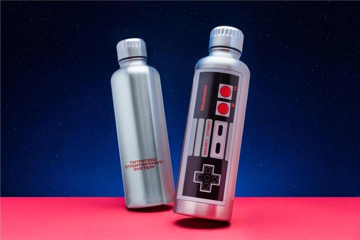 Produktbild Paladone Products NES Metal Water Bottle (0.50 l)