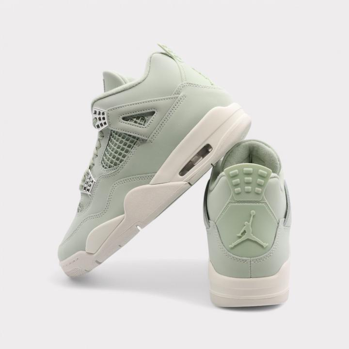 Actual product image Nike Air Jordan 4 (40)