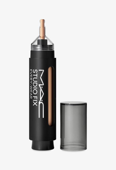 Actual product image MAC Cosmetics Studio Fix Every-Wear All-Over Face Pen No. NC13 (No. NC13)