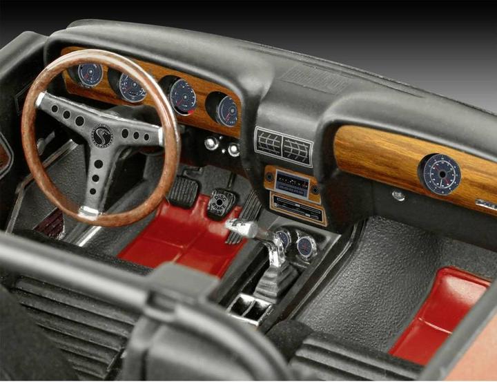 Actual product image Revell 70 Shelby Mustang GT500
