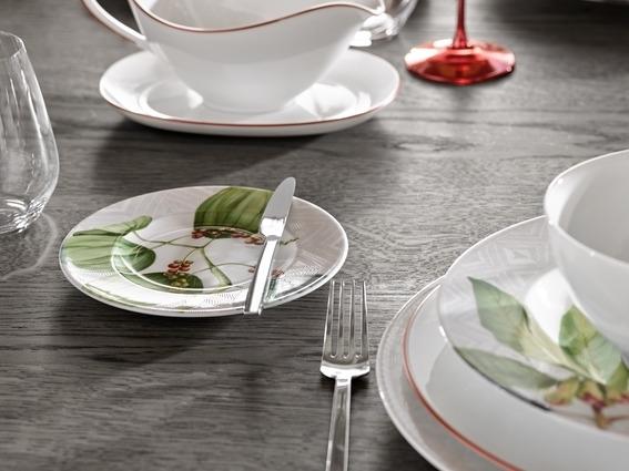 Produktbild Villeroy & Boch Malindi Brotteller, Geschirr aus edlem Premium Bone Porcelain in grün und rot, 16 cm (1 x, 16 cm)