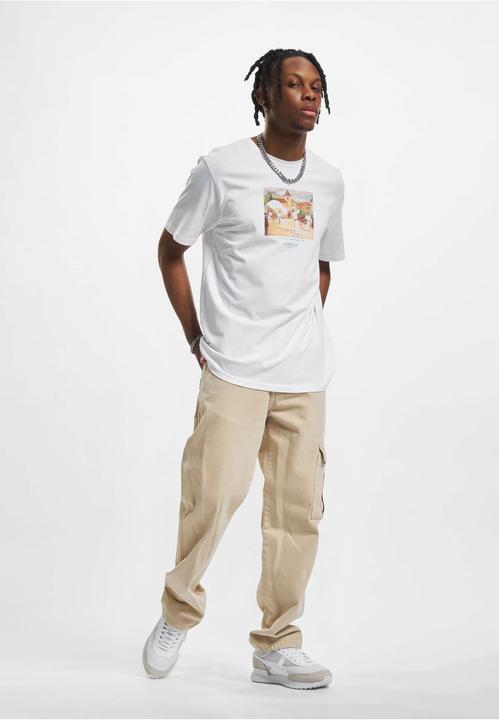 Actual product image Cayler & Sons Classic Tee - 195363 (M)