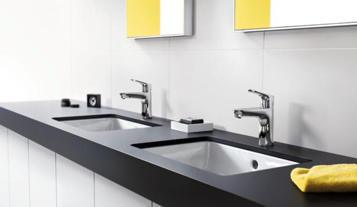 Produktbild hansgrohe Focus Einhebel-Waschtischarmatur 100 mit Zugstangen-Ablaufgarnitur