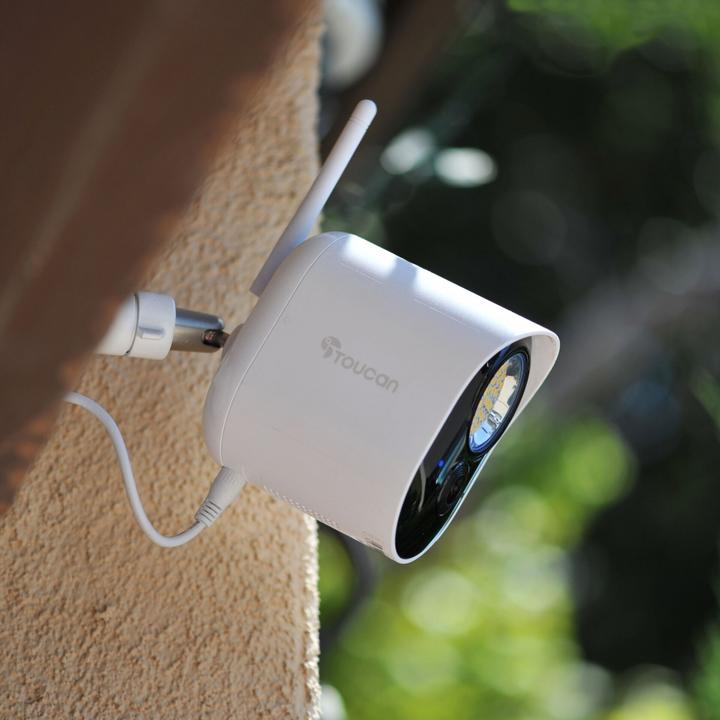 Actual product image Toucan Security Light Camera with Radar Motion Detection (1920 x 1080 Pixels)