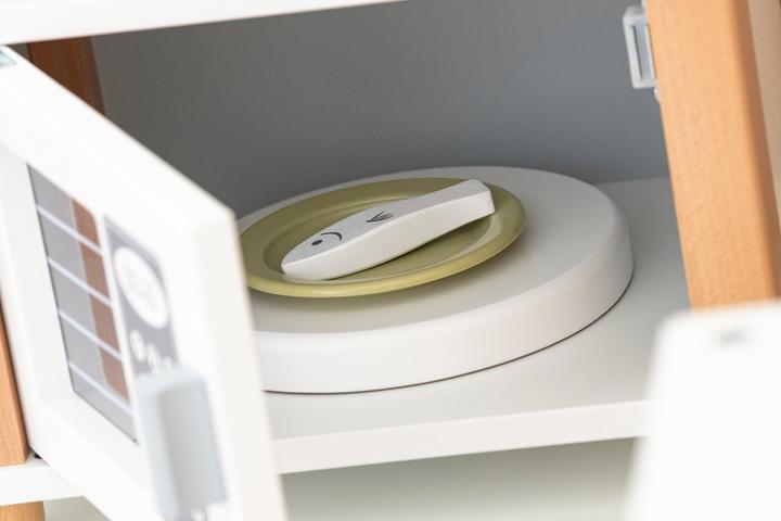 Actual product image Betzold Microwave for kindergarten modular kitchen