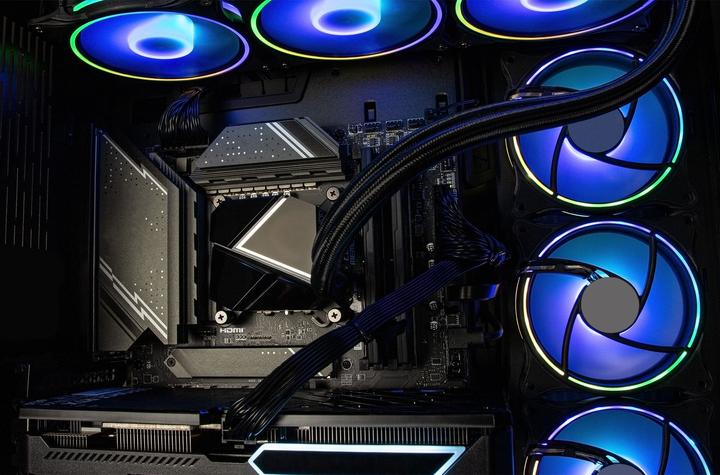 Immagine prodotto Captiva Highend Gaming R89-070 Ryzen 9 RTX 5080 (AMD Ryzen 9 7950X3D, 32000 GB, 1000 GB, GeForce RTX 5080)