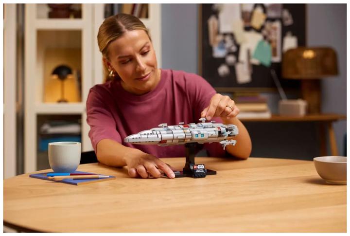 Immagine prodotto LEGO Sternkreuzer Heimat Eins (75405, LEGO Star Wars)