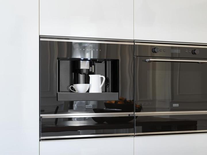 Actual product image Franke Ekspres do kawy FMY 45 CM XS stal /czarne szkło 131.0627.473