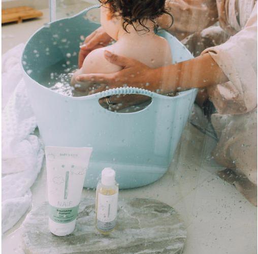 Actual product image Naïf Bath Oil