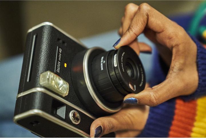 Actual product image Fujifilm Instax Mini 40
