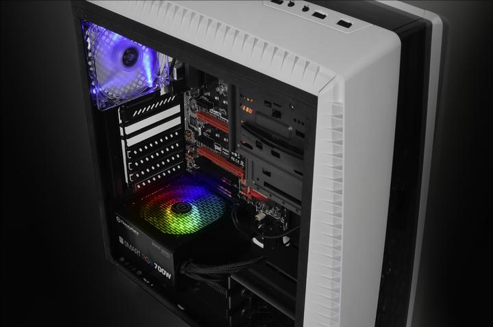 Immagine prodotto Thermaltake RGB intelligente (500 W)