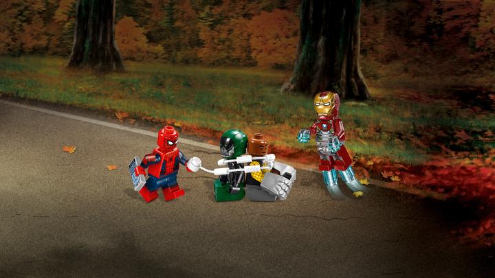 Actual product image LEGO Beware of Vulture (76083, LEGO Marvel)