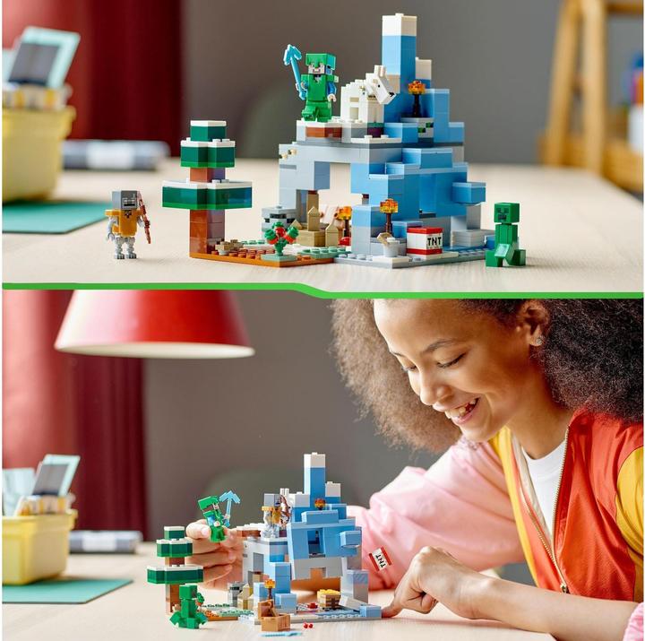 Actual product image LEGO The Iced Peaks (21243, LEGO Minecraft)