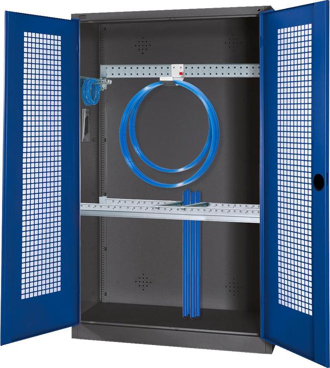 Produktbild C+P Modul-Sportgeräteschrank mit Grundausstattung (HxBxT: 195x120x50 cm, mit Lochblech-Flügeltüren)