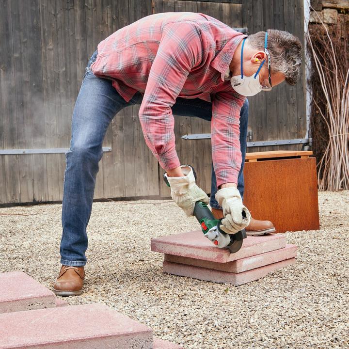 Actual product image Bosch Home & Garden UniversalGrind 18V-75 (115 mm)