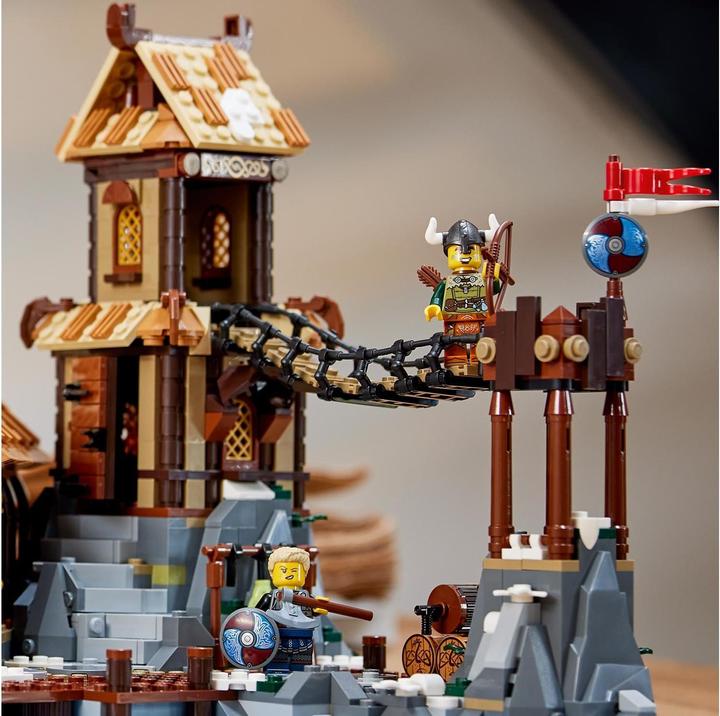 Immagine prodotto LEGO Idee Villaggio Vichingo (21343, LEGO Ideas, Set LEGO rari)