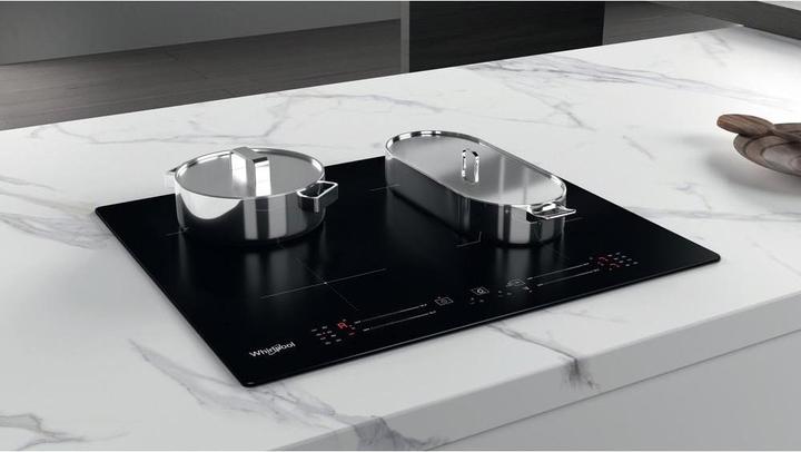 Image du produit Whirlpool Four à induction WB S2560 NE