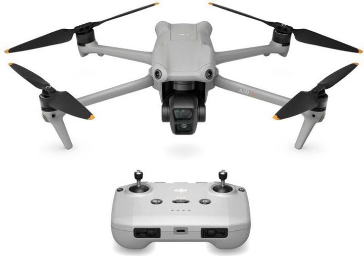 DJI Air 3 (46 min, 720 g, 48 Mpx)