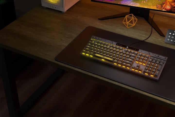 Actual product image Corsair K70 MAX RGB (DE, Cable)