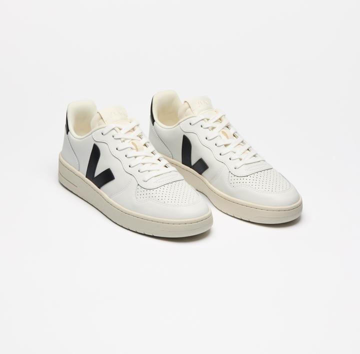 Veja V-10 LEATHER EX-WHITE BLACK