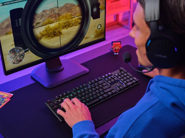 Actual product image Trust GXT868 TORIX Wirless Mechanical Keyboard (US, Wireless, Cable)