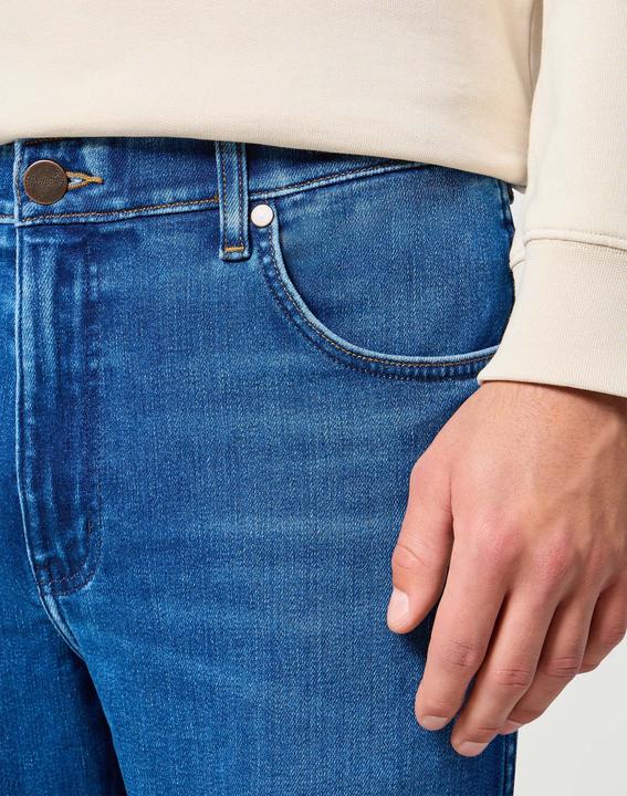 Actual product image Wrangler Jeans River (29)